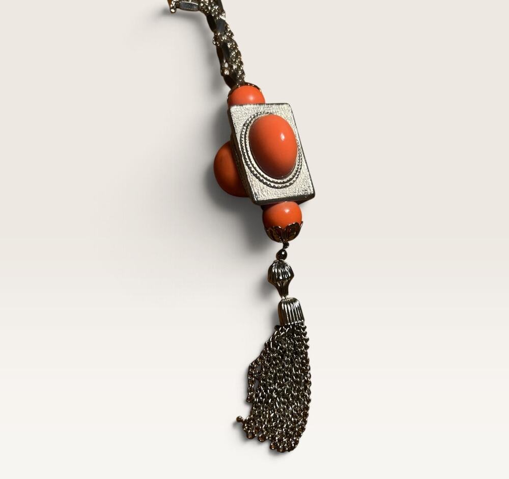 Vintage-Style Coral-Tone Cabochon Pendant Necklace with Tassel
